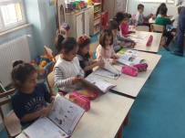 MEHMET TAHMAZOĞLU - Geri Dönüşüm Bilinci Boyama Kitabı İle Aşılanıyor