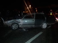 Gürün'de Trafik Kazası 2 Yaralı