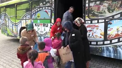Kumru'da Çocukların 'Sinema Otobüsü' Keyfi