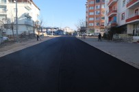 Sanayi Caddesi Ve Pazar Yolunda Sıcak Asfalt Çalışmaları Devam Ediyor