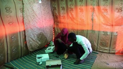 Somali'deki Kamplar Güneş Enerjisiyle Işığa Kavuşuyor