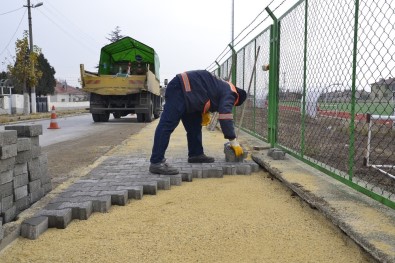 Tepebaşı'nda 5 Mahallede Eş Zamanlı Üst Yapı Çalışmaları