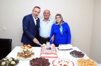 EVLİLİK YILDÖNÜMÜ - 50.Evlilik Yıldönümü Pastasını Nevşehir Belediye Başkanı Seçen İle Birlikte Kestiler
