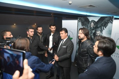 'Deliler' Oyuncuları Bursalı Sinema Severlerle Buluştu
