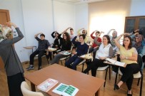 İŞİTME ENGELLİ - ESER'de İşaret Dili Kursları Başlıyor