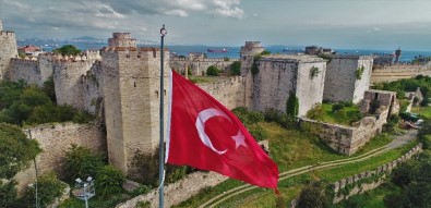 (Özel) Yedikule Zindanlarının Son Durumu Havadan Görüntülendi