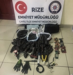 Rize'nin Çayeli İlçesinde Hırsızlık Yapan 3 Yabancı Uyruklu Kişi Yakalandı