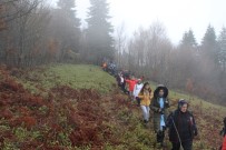 KUŞBURNU - Doğaseverler Pazarçayırı'nda Yürüdü