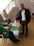 GALİP ÖZTÜRK - Türkiye'den Kaçan Öztürk Gürcistan'da Oy Kullandı