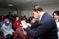 DİŞ MUAYENESİ - Cemil Meriç Öğrencilerine Diş Muayenesi Yapıldı