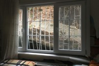 ZEKERIYAKÖY - Sarıyer'de İstinat Duvarı Çöktü, Bir Ev Zarar Gördü