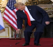 Trump, Tercümeyi Beğenmeyince Kulaklığını Yere Attı