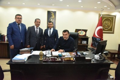 Yücel'den Çalışanlara İzin Müjdesi