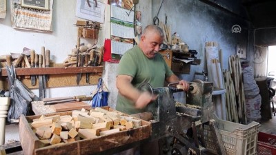 Küçük Atölyesindeki Üretimle Beğeni Topluyor