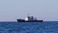 ARAŞTIRMA GEMİSİ - Yunan gemisi anında kaçtı
