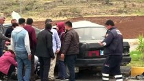 AHMET TURHAN - Hatay'da İki Otomobil Çarpıştı Açıklaması 2 Yaralı