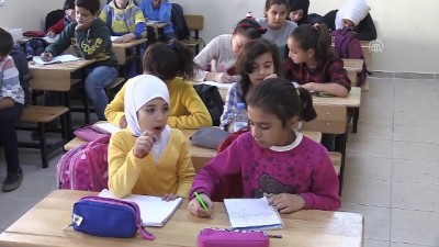 Kuveytli Hayırseverlerden Suriyeli Öğrencilere Destek