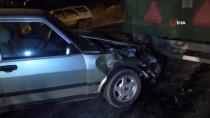 Otomobil Pancar Yüklü Traktöre Arkadan Çarptı Açıklaması 3 Yaralı
