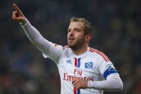 TOTTENHAM - Rafael Van Der Vaart futbolu bıraktı