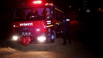 Adana'da Park Halindeki Otomobilde Yangın Açıklaması 2 Yaralı