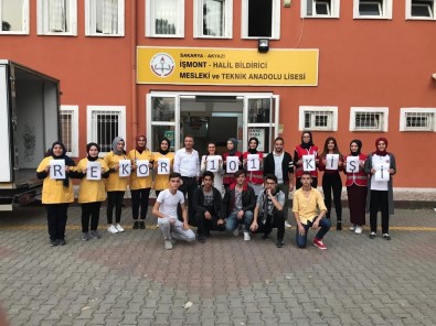 Akyazı'da 3 Okul Kan Bağışı Etkinliği Düzenledi