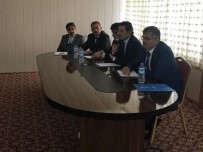 MUHAMMET FATİH SAFİTÜRK - Erciş'te 'Okul Sporları' Toplantısı