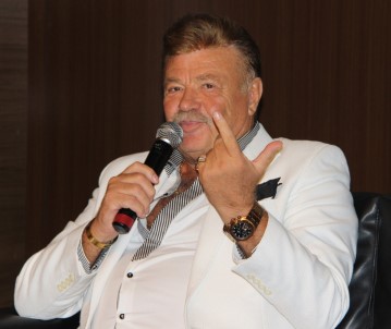 Nuri Alço siyasete mi atılıyor?