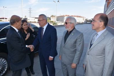 Büyükelçiden Kent Konseyi'ne Veda Ziyareti