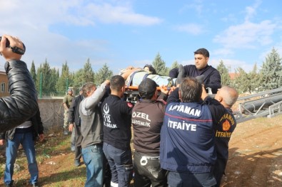 Caminin Kubbesinden Düşen İşçi Ağır Yaralandı