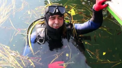 Gölbaşı Gölü'nde Kontrolsüz Av Malzemeleri Toplandı