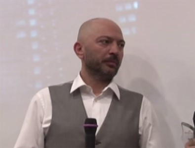 Radyocu Ceyhun Yılmaz'a Ünlü Oyuncuya Hakaretten Hapis