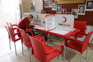 Şehit Ahmet Akyol İlkokulu'nda Kan Bağışı Etkinliği