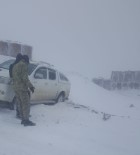 TEKELI - VEDAŞ Ekibi Tipiye Yakalandı, Yine De Pes Etmedi