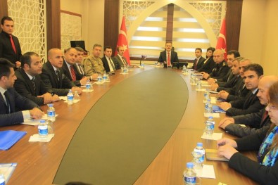 Hakkari'de 'İl Uyuşturucu Koordinasyon Kurulu' Toplantısı