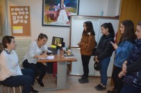 SINIR ÖTESİ HAREKAT - Öğrenciler Kan Bulmak İçin Kapı Kapı Geziyor