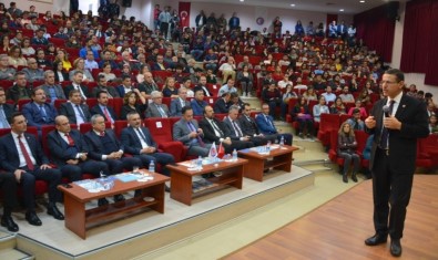 Sayıştay Başkanı Seyit Ahmet Baş, ÇOMÜ'lülerle Buluştu