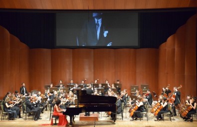 Anadolu Üniversitesisenfoni Orkestrasından '10 Kasım Özel Konseri'