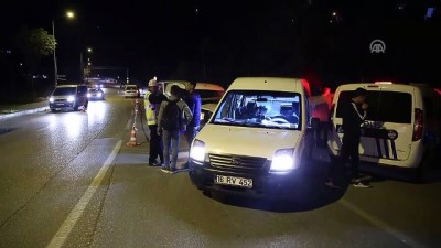 Bursa'da Hafif Ticari Araç İle Motosiklet Çarpıştı Açıklaması 2 Ölü, 1 Yaralı