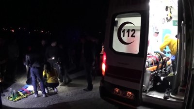 Çorum'da Otomobil Şarampole Devrildi Açıklaması 5 Yaralı