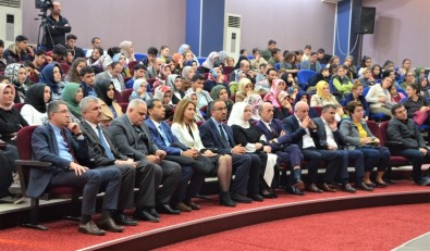 Erenler'de 'Disleksi Farkındalığı' Konferansı Düzenlendi
