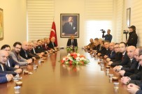 YOK ARTIK - Nuri Kolaylı Açıklaması 'Türk Basınının Meslek Yasası Yok'