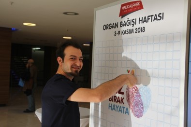 Organ Bağışı İçin Açılan Stantta Kısa Sürede 186 Kişi Bağışçı Oldu