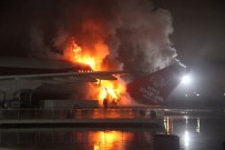 TÜRK YILDIZLARI - Uçak Restoran Alevlere Teslim Oldu