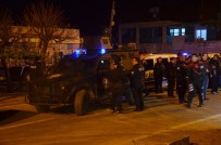 SOLAKLı - Adana'da polise taşlı, sopalı saldırı