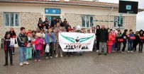 AV MEVSIMI - Avcılar Midyat'ta Okul Onardı, Öğrencilere Yardım Elini Uzattı
