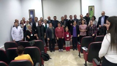 Hastane Personeli İşaret Dili Öğreniyor