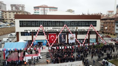 Prof. Dr. Mehmet Haberal Yüzme Havuzu Ve Sosyal Tesisi Hizmete Açıldı