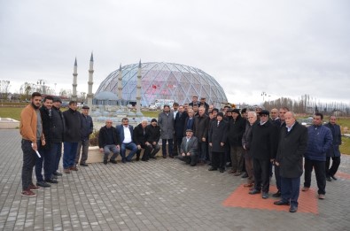Seyitgazili Muhtarlar Türk Dünyası Bilim Kültür Ve Sanat Merkezi'nde