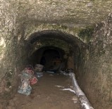 KAÇAK KAZI - İstanbul'da Suçüstü Yakalandılar