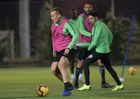 UĞUR DEMİROK - Konyaspor'da Kasımpaşa Mesaisi Başladı